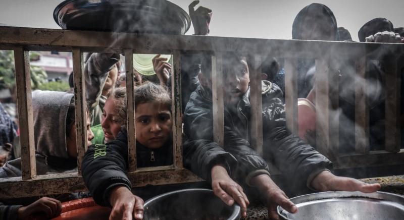 Gyerekek halnak éhen a Gázai övezetben