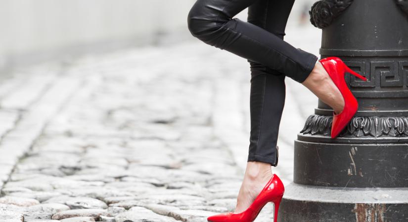 A francia nők ezekért a cipőkért rajonganak idén tavasszal