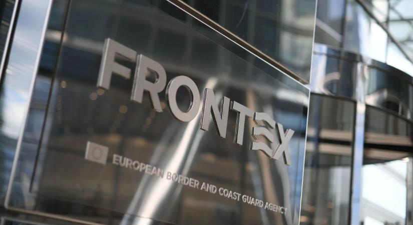 Lehull a lepel a Frontexről