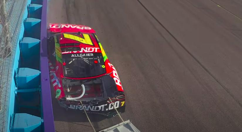 NASCAR: Drámai hajrát és újabb SVG top 10-et hozott az Xfinity phoenixi futama