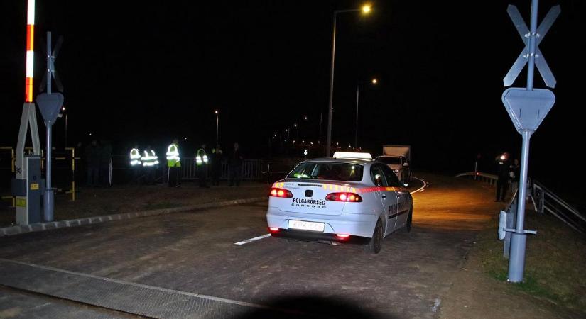 Éjfélkor nyitották meg a forgalom előtt az új bekötőutat Bátonyterenyén