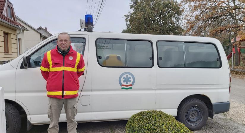 Önkéntes munkával segíti a mentők munkáját a balogunyomi Mohos Géza
