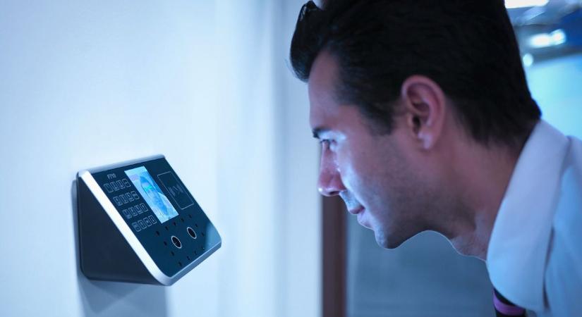 Új biometrikus technológia: nemsokára a lélegzetünkkel is feloldhatjuk a mobiltelefonunkat