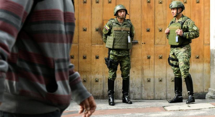 Szeretik az ecuadoriak, hogy az elnökük kemény kézzel lép fel a narkoterroristákkal szemben
