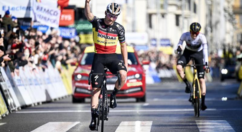 Országútis hírek külföldről: Jorgenson nyerte a Párizs-Nizzát, Vingegaard sikere a Tirrenón
