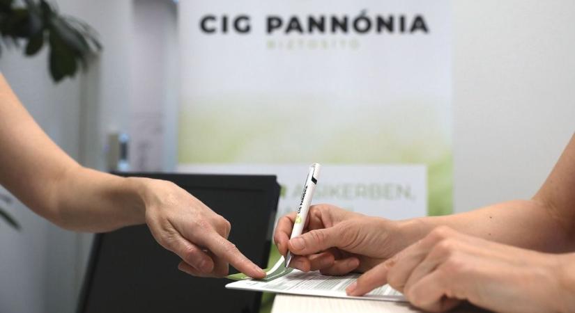 Megbírságolták a CIG Pannónia Életbiztosítót