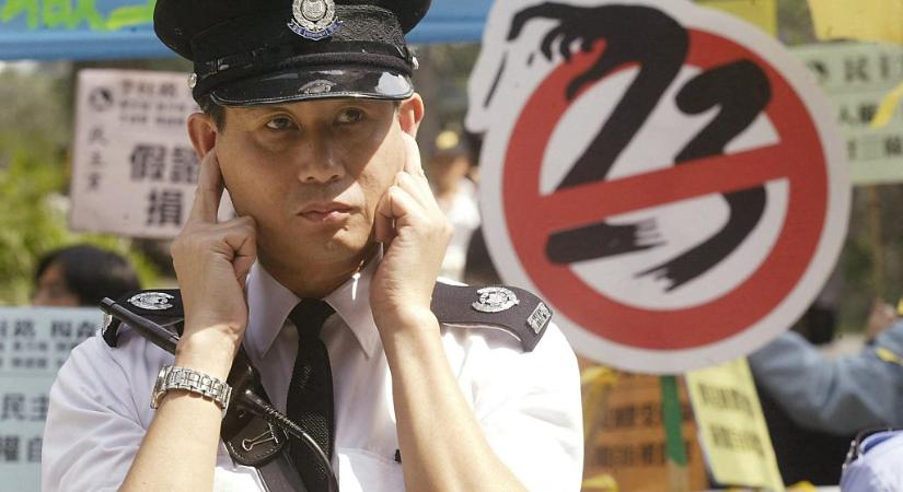 A kínai rendőröket csak Horvátország és a Salamon-szigetek fogadja olyan lelkesen, mint a magyar kormány