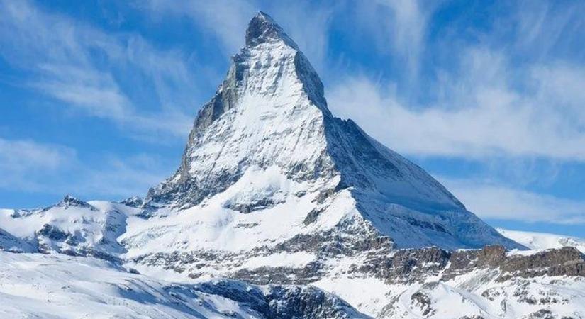 Még mindig keresnek egy embert a svájci Alpokban, öt társa holttestét már megtalálták