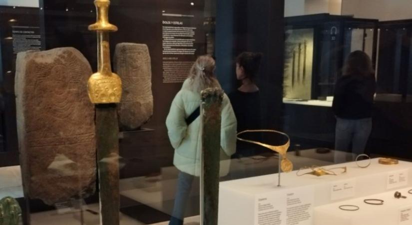Spanyolországban és Kanadában a Déri Múzeum kincsei
