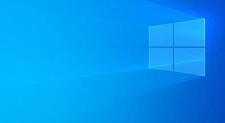 Figyelmeztetést adott ki a Windows 10-et használó iskoláknak és cégeknek a Microsoft