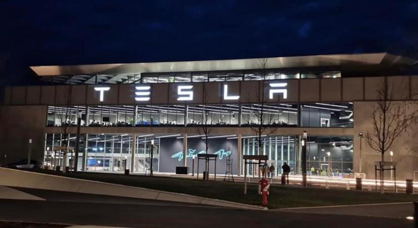 Helyreállt az áramellátás a Tesla német gyárában