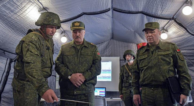 Megkezdték a hadsereg harckészültségének ellenőrzését Fehéroroszországban