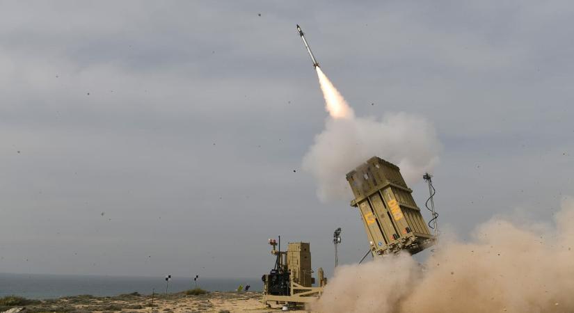 Várjuk a nemzetközi felháborodást: brutális rakétaeső zúdult Libanonból Izraelre