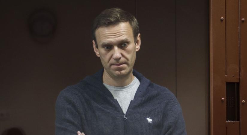 Alekszej Navalnij emberét kalapáccsal verték össze Litvániában
