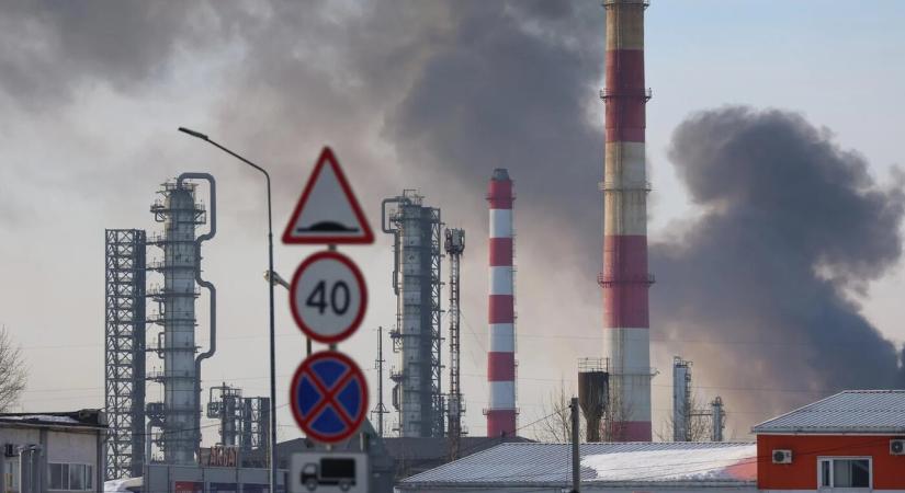 Újabb olajfinomító ég Oroszországban