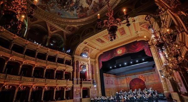 Szláv szerzők népszerű művei az Aranykor – Ybl210 operaházi koncertjén