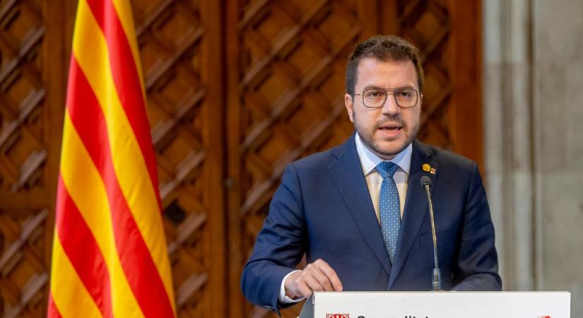 Előre hozott választásokat jelentett be a katalán elnök