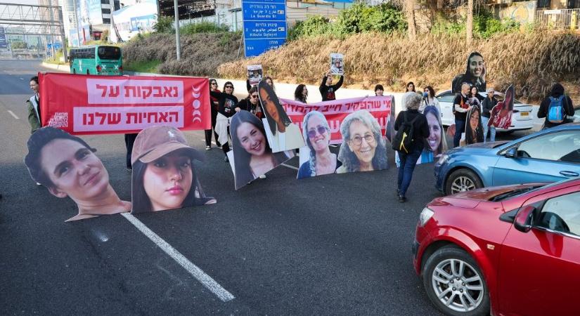 Autópályát vontak blokád alá az izraeli túszok rokonai Tel-Avivban
