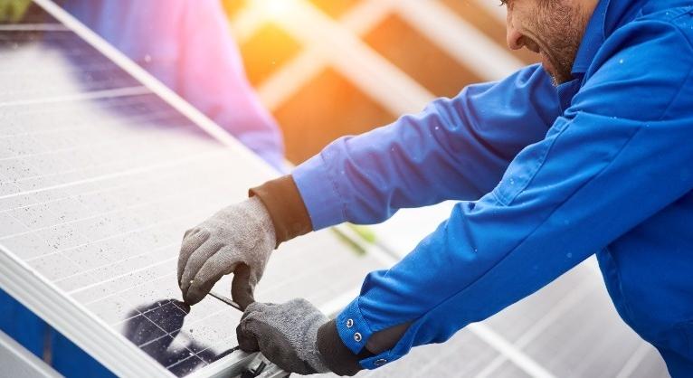 Együttműködött a napelemes cég a versenyhivatallal, kompenzációt kapnak az érintett fogyasztók
