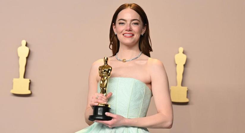 Hiába volt gyönyörű, kiakadtak az internetezők Emma Stone Oscar-gálás ruhája miatt