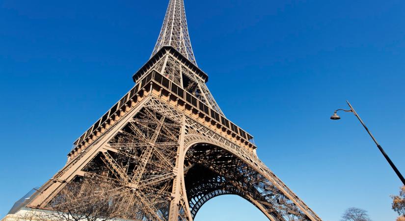 Egy férfi eladta az Eiffel-tornyot és senkinek nem tűnt fel a csalás