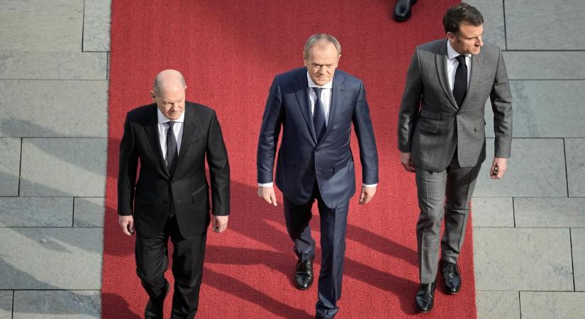 Nógrádi György: Macron Putyin ellen vezetné Európát, erre a tervre esély sincs