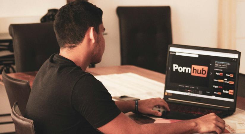 Újabb amerikai államból vonult ki a PornHub