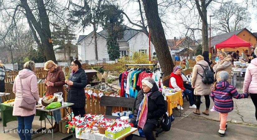 A közösségerősítő húsvéti kézműves vásár az ipolysági városligetben