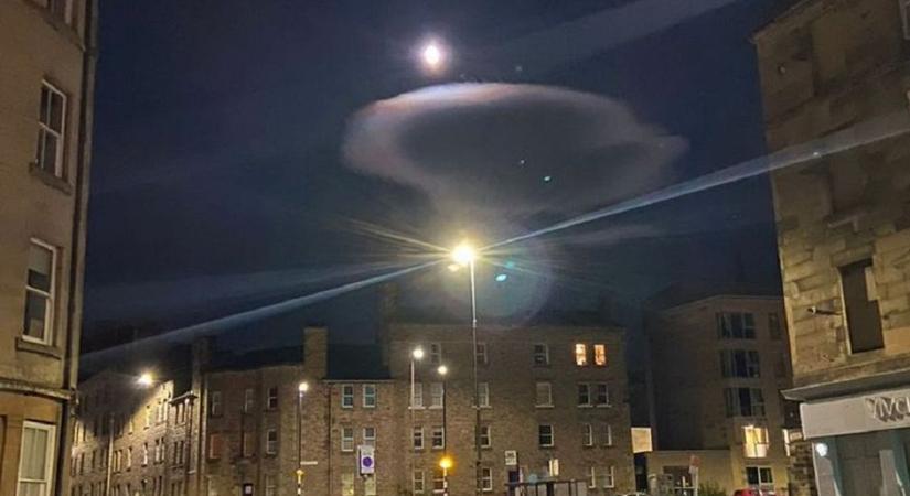 UFO jelenség okozott pánikot, sokkot kaptak a látottaktól az emberek - Fotó