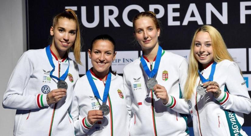 Ezüstérmes a magyar női kardcsapat Belgiumban