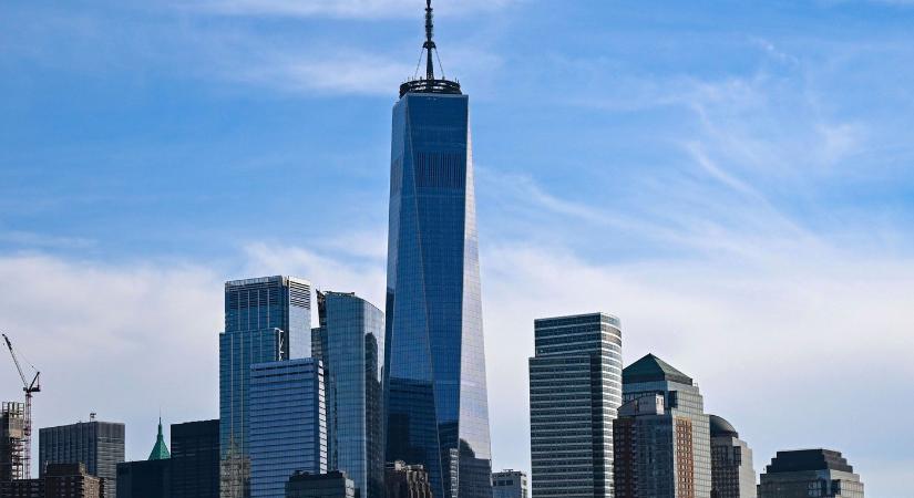 Gyomorszorító fotó került elő a World Trade Center egy elfeledett tárgyáról: a becsapódás után 9 perccel készült a könnyfakasztó emlék