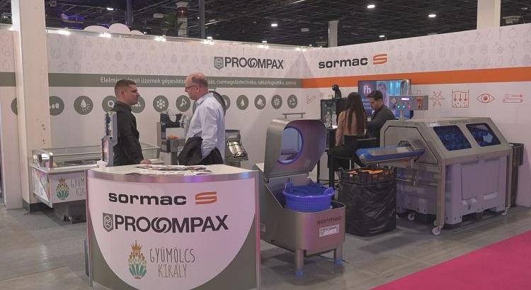Procompax: zöldségtisztító gépek bemutatója a SIRHA-n