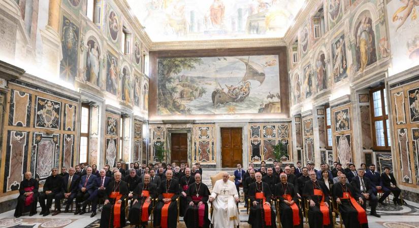 Mennyi pénzt keres a pápa? – Tájékozottnak tartja magát? Akkor ezeket a kvízkérdéseket tudnia kell a Vatikánról!