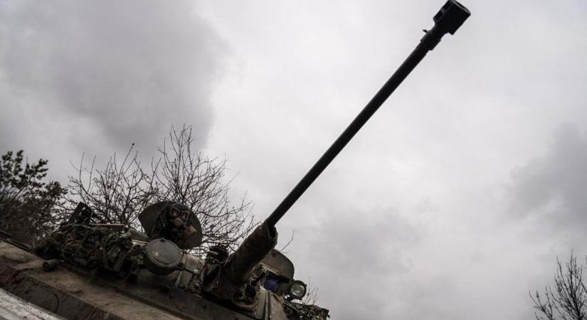 El País: A NATO csapatai már Ukrajnában vannak