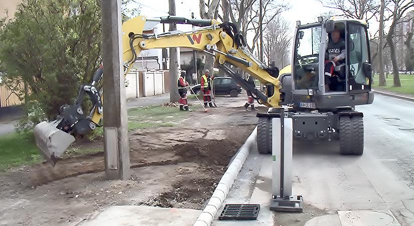 Egyre nagyobb ütemben zajlanak az útjavítások Debrecenben