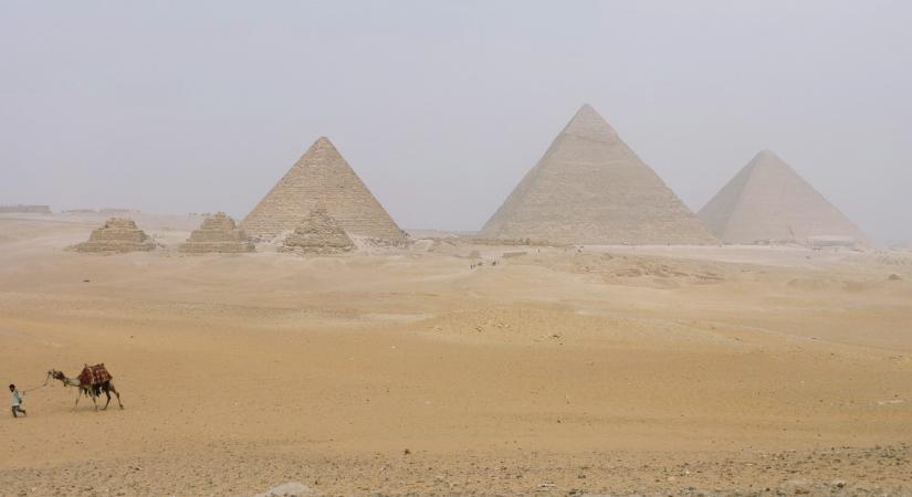 Leleplezték az egyiptomi nagy piramis több évezredes titkát, tényleg hiányzik valami fontos elem a piramis tetejéről?