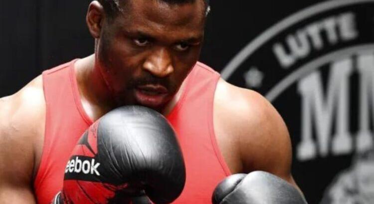 Francis Ngannou MMA helyett ökölvívásban térhet vissza