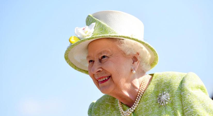 Újabb fotóbotrány: már II. Erzsébet királynő képét is manipulálhatták?