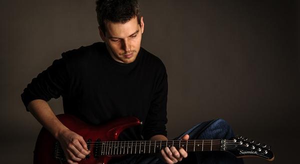 A Szólómánia magasan a legnagyobb gitárverseny lett a magyarországi rockzene történetében - Interjú Jónás Tamással