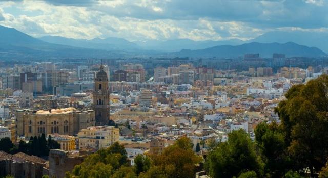 „Bűzlik a turistáktól a város” – elege lett a külföldiekből a spanyol desztinációnak
