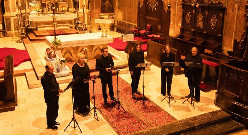 Húsvéti koncerttel folytatódik a Megint30 programsorozat