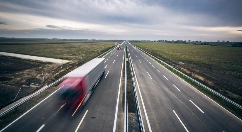 Folytatódik Magyarország eddigi legnagyobb felújítási programja a gyorsforgalmi utakon