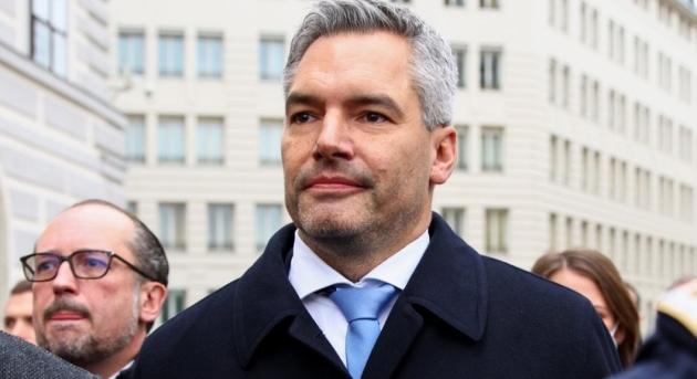 Ukrajna további támogatására szólított fel Ausztria kancellárja