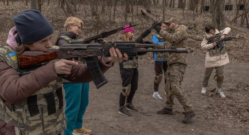 Az ukrán katonai hírszerzés segíti az orosz önkéntes alakulatokat