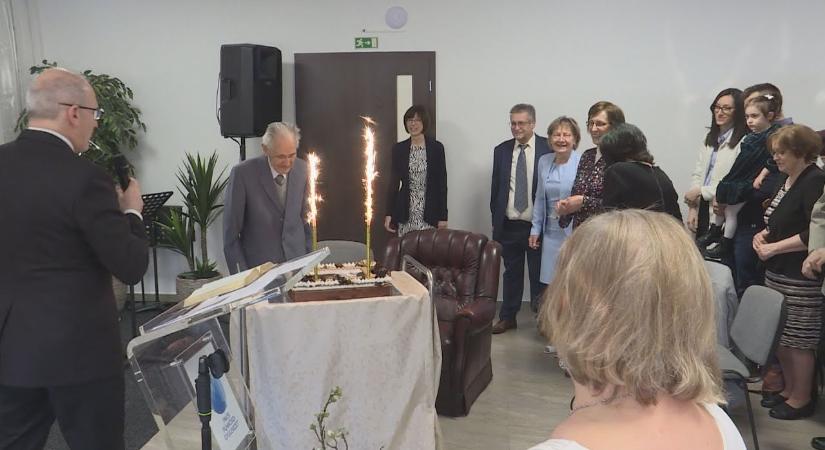 Születésnapján köszöntötték a 100 éves Korvin Jánost