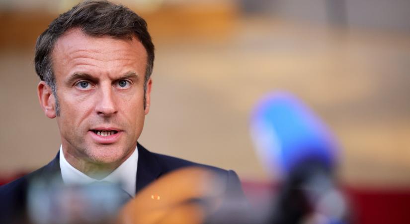 Macron: a társadalom félelemének a francia csapatok Ukrajnába küldésétől fel kell ráznia a lakosságot