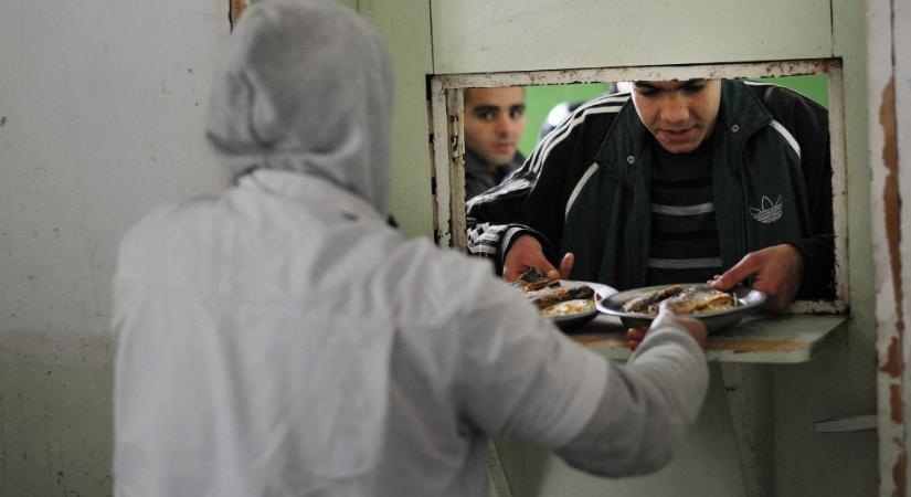 Tarolt a börtönkoszt az országos szakácsversenyen – mutatjuk, mit esznek a rabok