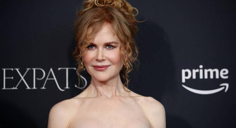 Az 56 éves Nicole Kidman dögös fehérneműbe bújt: merész fotózást vállalt be a színésznő