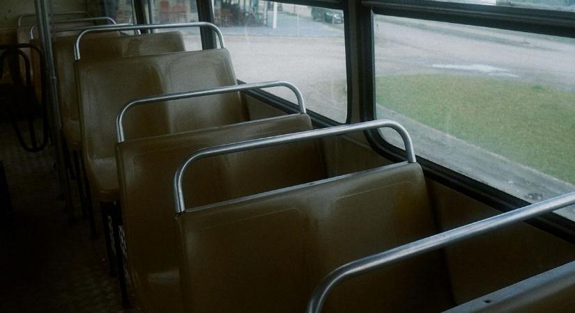 Pánik a buszon: durva, mit művelt a buszsofőr, erre tényleg senki sem számított