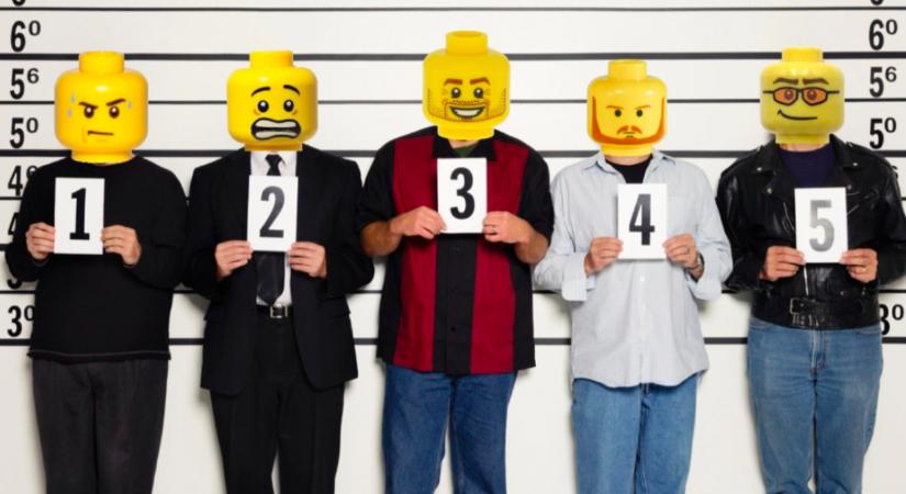 Szabad ilyet? Ezért tesz LEGO-fejet a rendőrség a bűnözőkről posztolt képeire - Fotók